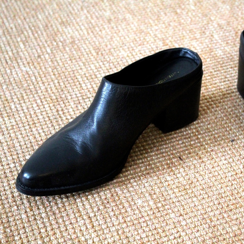 Intentionally Blank Black mules  Size 39